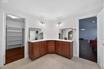 12615 SW 21st Ct, Lake Oswego, OR 97035 - Photo 28