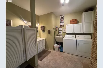 88468 Trout Pond Ln, Bandon, OR 97411 - Photo 28