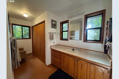 88468 Trout Pond Ln, Bandon, OR 97411 - Photo 20