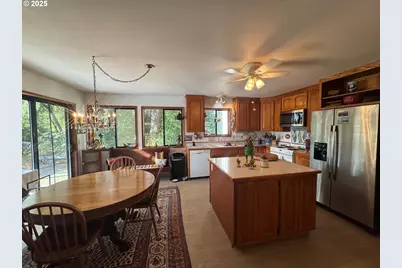 88468 Trout Pond Ln, Bandon, OR 97411 - Photo 8