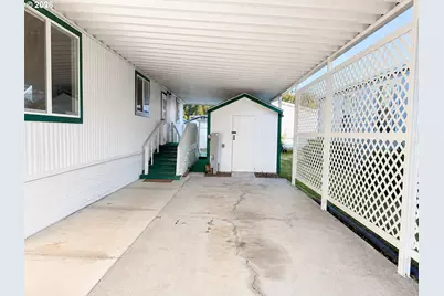 1200 E Central Ave #10, Sutherlin, OR 97479 - Photo 2