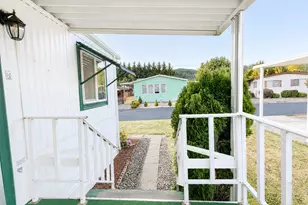 1200 E Central Ave, Sutherlin, OR 97479 - Photo 24