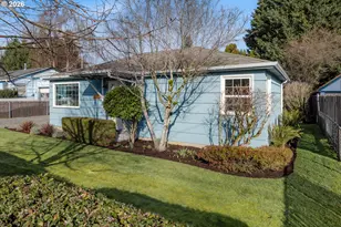 3275 SE Rockwood St, Milwaukie, OR 97222 - Photo 2