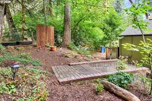 2897 Timberline Dr, Eugene, OR 97405 - Photo 42