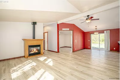 65977 E Chippawa Ln, Rhododendron, OR 97049 - Photo 8