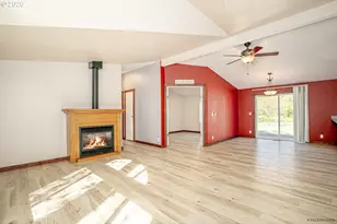 65977 E Chippawa Ln, Rhododendron, OR 97049 - Photo 8