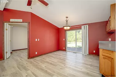 65977 E Chippawa Ln, Rhododendron, OR 97049 - Photo 10