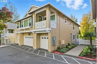 2644 SW Hume Ct, Portland, OR 97219 - Photo 1