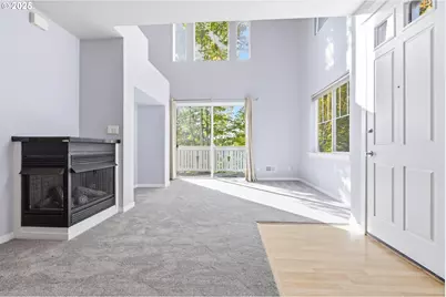 2644 SW Hume Ct, Portland, OR 97219 - Photo 2