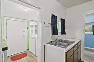 307 N Ash St, Bingen, WA 98605 - Photo 22