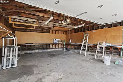 307 N Ash St, Bingen, WA 98605 - Photo 28