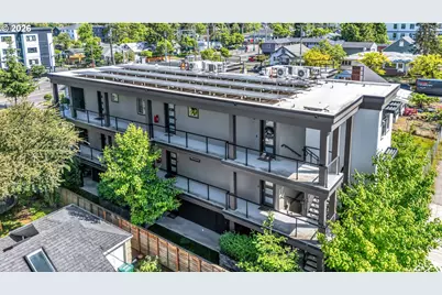 6822 N Greenwich Ave #205, Portland, OR 97217 - Photo 2