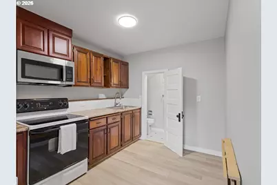 234 NE Cleveland Ave, Gresham, OR 97030 - Photo 22