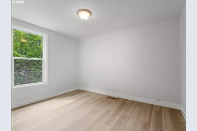 234 NE Cleveland Ave, Gresham, OR 97030 - Photo 16