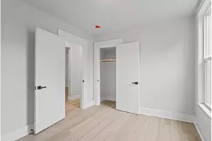 234 NE Cleveland Ave, Gresham, OR 97030 - Photo 18