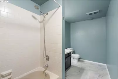 6904 NE 43rd St #F, Vancouver, WA 98661 - Photo 24