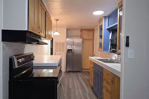 19776 SE Stark St, Portland, OR 97233 - Photo 14