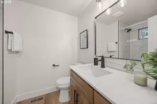 2355 Panorama Dr, Eugene, OR 97405 - Photo 32