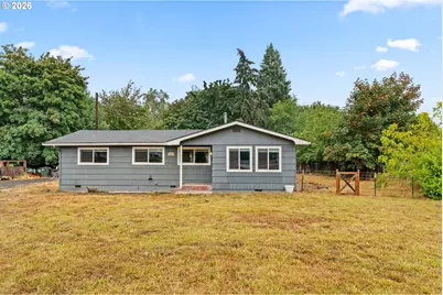 117 E B Ave, Drain, OR 97435 - Photo 2