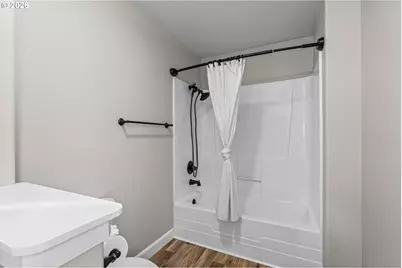 117 E B Ave, Drain, OR 97435 - Photo 24