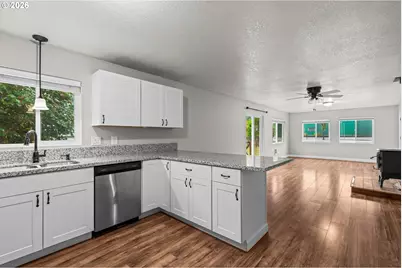 117 E B Ave, Drain, OR 97435 - Photo 10