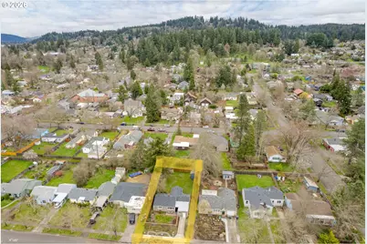 2571 Alder St, Eugene, OR 97405 - Photo 44