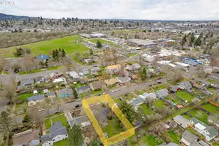 2571 Alder St, Eugene, OR 97405 - Photo 46