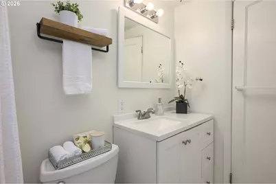 2571 Alder St, Eugene, OR 97405 - Photo 24