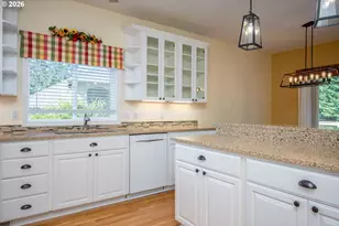 10898 SE Happy Valley Dr, Happy Valley, OR 97086 - Photo 14