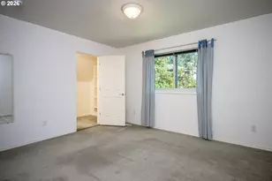 10898 SE Happy Valley Dr, Happy Valley, OR 97086 - Photo 34