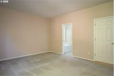10898 SE Happy Valley Dr, Happy Valley, OR 97086 - Photo 22