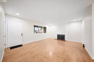 850 SE 169th Dr, Portland, OR 97233 - Photo 4