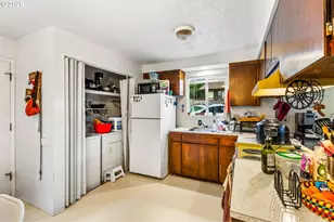 626 NW 28th St, Corvallis, OR 97330 - Photo 8