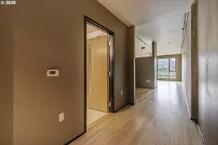 1410 NW Kearney St, Portland, OR 97209 - Photo 6