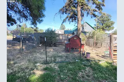 204 First St, Moro, OR 97039 - Photo 20