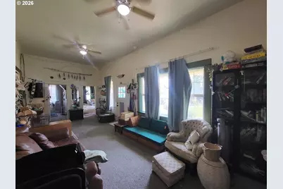 204 First St, Moro, OR 97039 - Photo 4