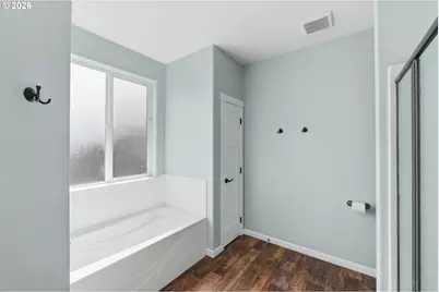 2025 Roosevelt Loop, North Bend, OR 97459 - Photo 32