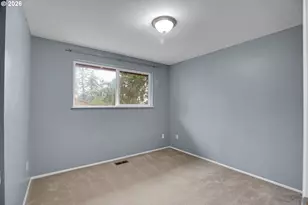 638 SW 7th St, Gresham, OR 97080 - Photo 22