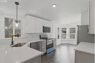 12323 SE Holgate Blvd #19, Portland, OR 97236 - Photo 12