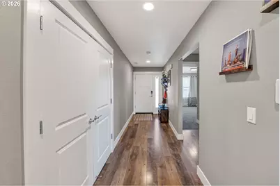601 SE Rose Ridge Dr, Winston, OR 97496 - Photo 4
