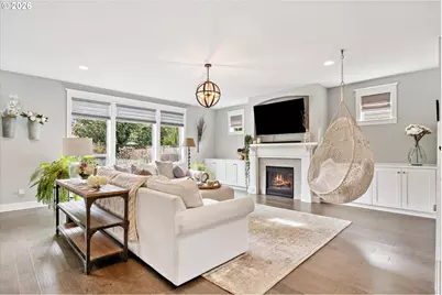 15928 Stables Pl, Oregon City, OR 97045 - Photo 2