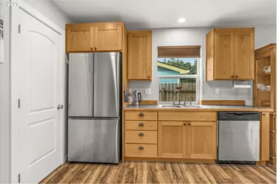 1255 SW Wedge Ct, Waldport, OR 97394 - Photo 12