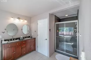 1054 N River Dr, Sweet Home, OR 97386 - Photo 20