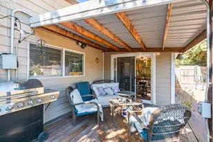 1054 N River Dr, Sweet Home, OR 97386 - Photo 28