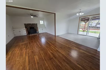 1027 Sunflower St, The Dalles, OR 97058 - Photo 2