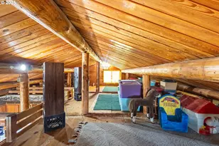 65255 Hunter Rd, La Grande, OR 97850 - Photo 16