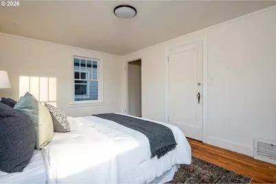 6646 N Columbia Way, Portland, OR 97203 - Photo 12