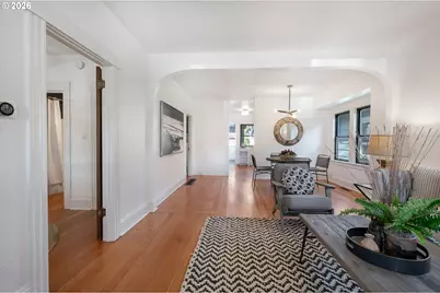 1137 SE Lexington St, Portland, OR 97202 - Photo 6