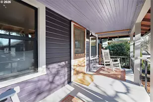 1137 SE Lexington St, Portland, OR 97202 - Photo 2