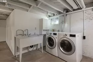 1137 SE Lexington St, Portland, OR 97202 - Photo 24